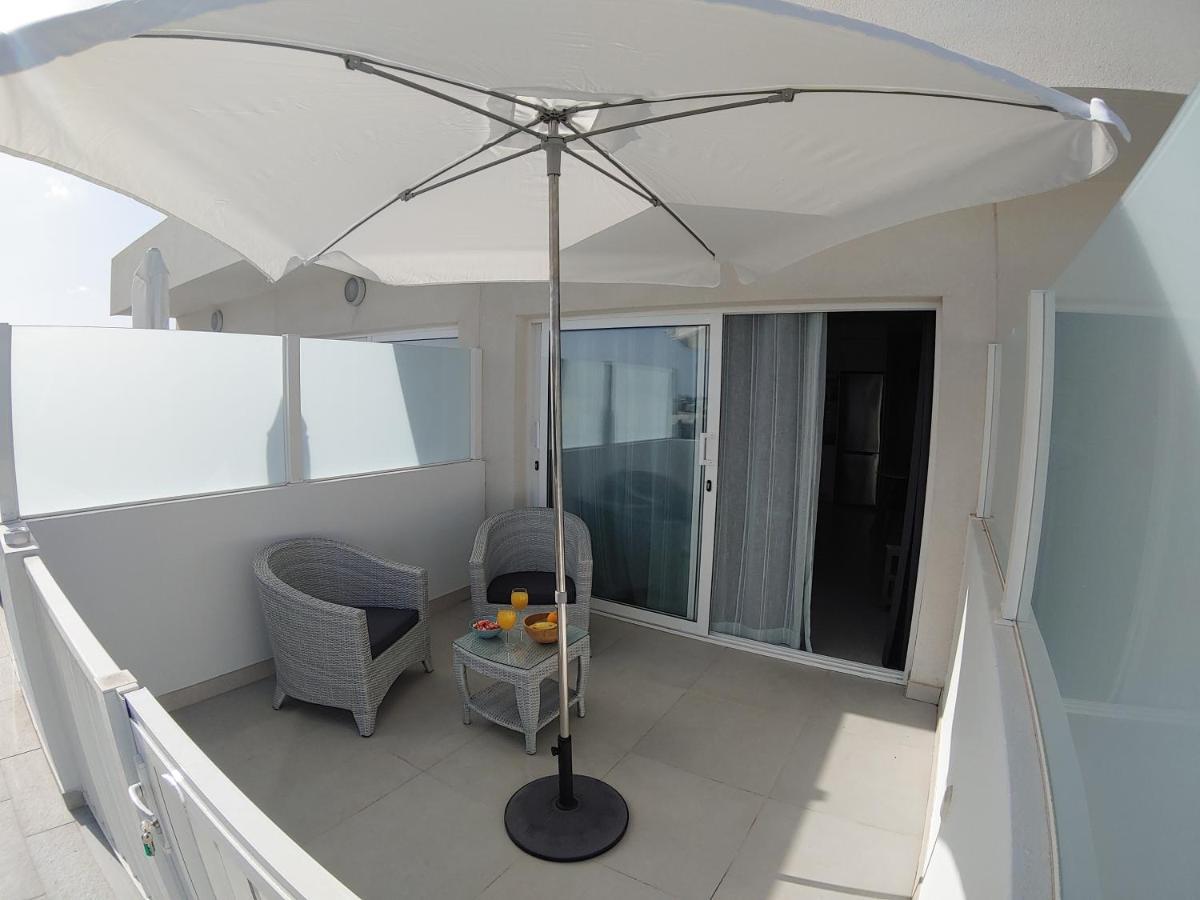 Apartment Namaste- Amazing Sea View & Infinity Pool - Good Wifi - Smart Tv-Residence Senator Costa Teguise Exteriör bild